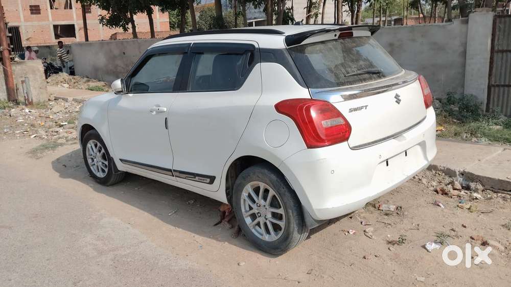 Maruti Suzuki Swift Vvt Zxi, 2020, Petrol