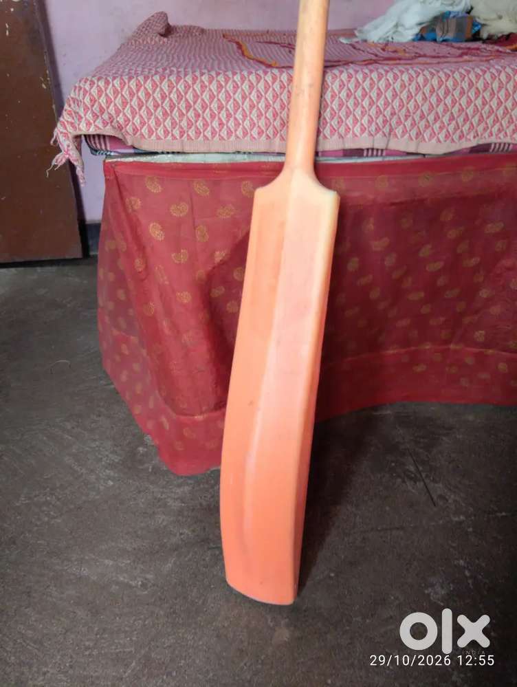 Plastic ka cricket bat