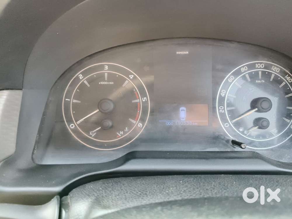 Toyota Innova Crysta 2.4 Gx Mt, 2016, Diesel