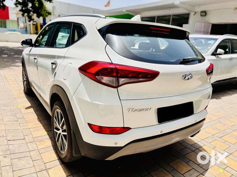 Hyundai Tucson 2.0 Signature 4wd Diesel At Dual Tone, 2018, Diesel