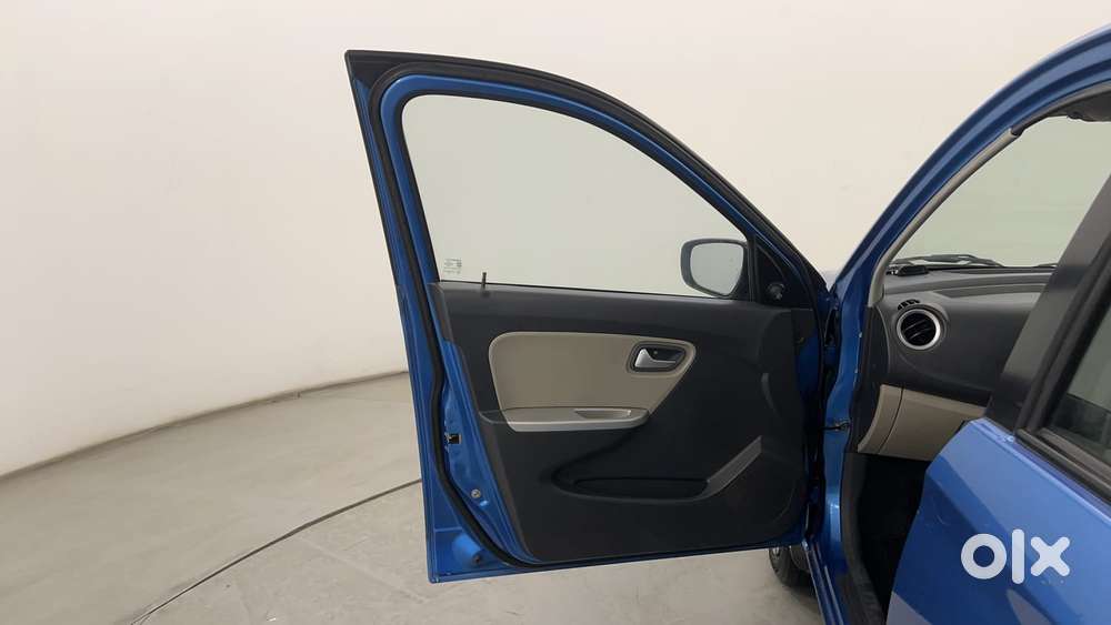 Maruti Suzuki Alto K10 1.0 Vxi Amt, 2016, Petrol