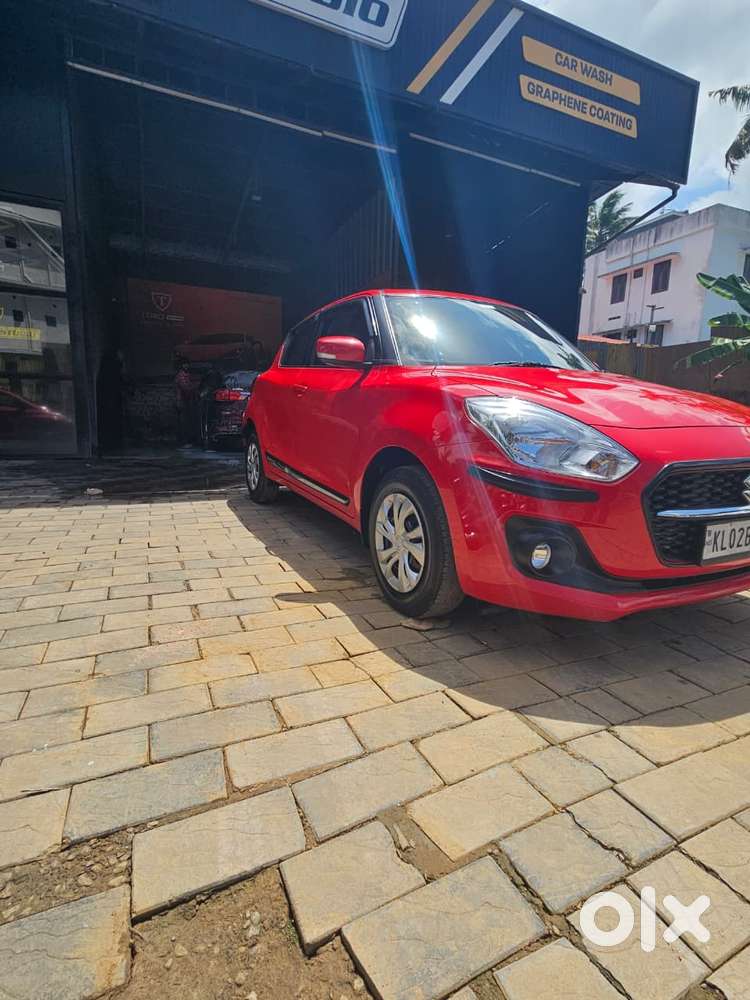 Maruti Suzuki Swift Vxi + Manual, 2021, Petrol