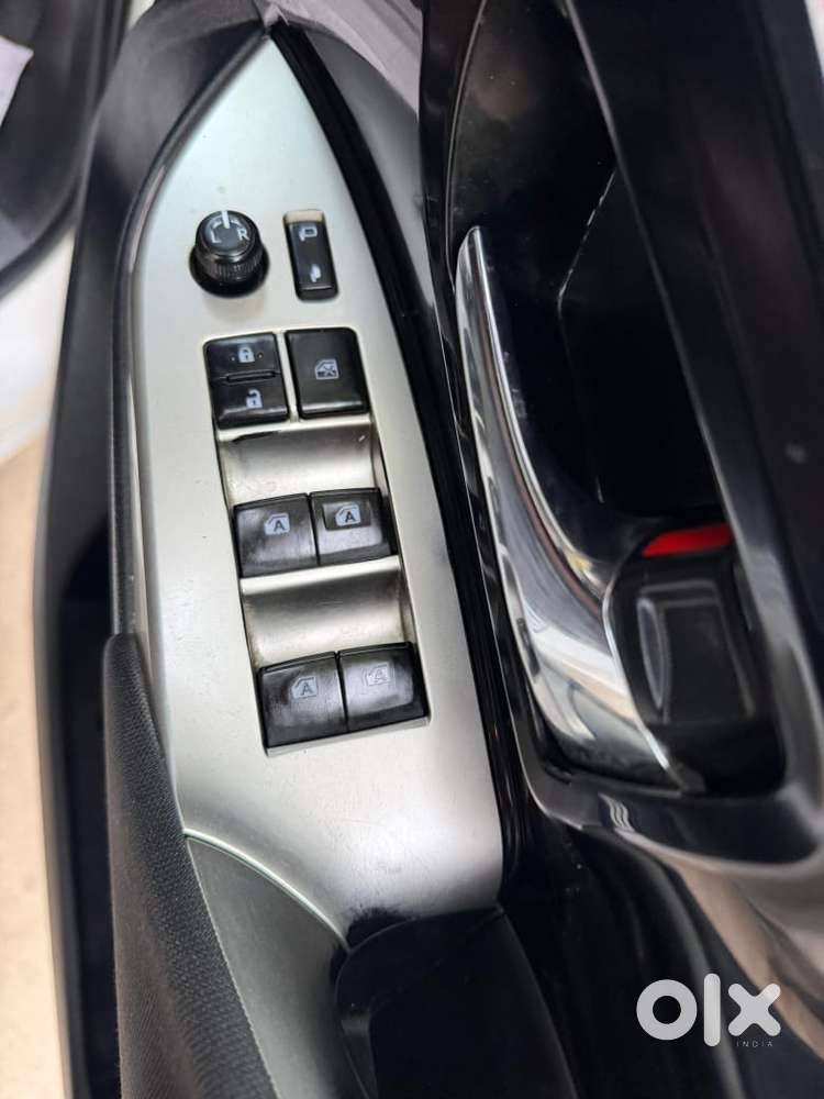 Toyota Innova Crysta 2.4 V, 2023, Diesel