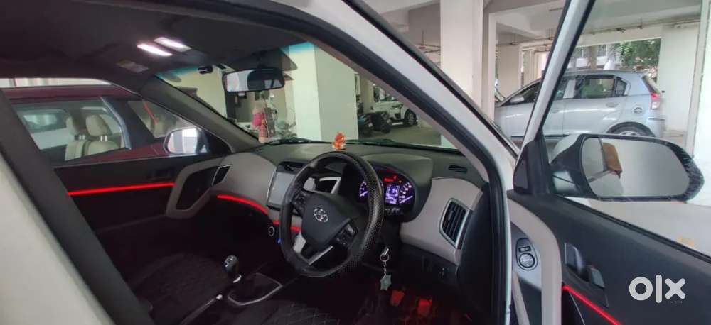 Petrol 1.6 E Plus Upgrade To Top Variant