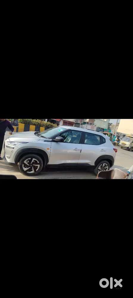 2022 Modal Nissan Meagite