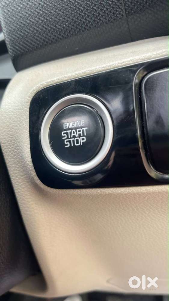 Kia Sonet, 2020, Petrol