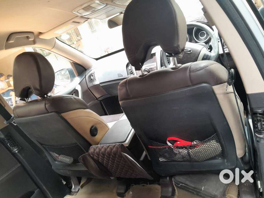 Mahindra Xuv 500 Fwd W6 -slvr 7 Seater 2014