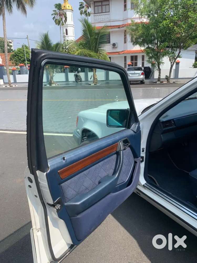 Mercedes-benz W124 E250 1996 Diesel Good Condition
