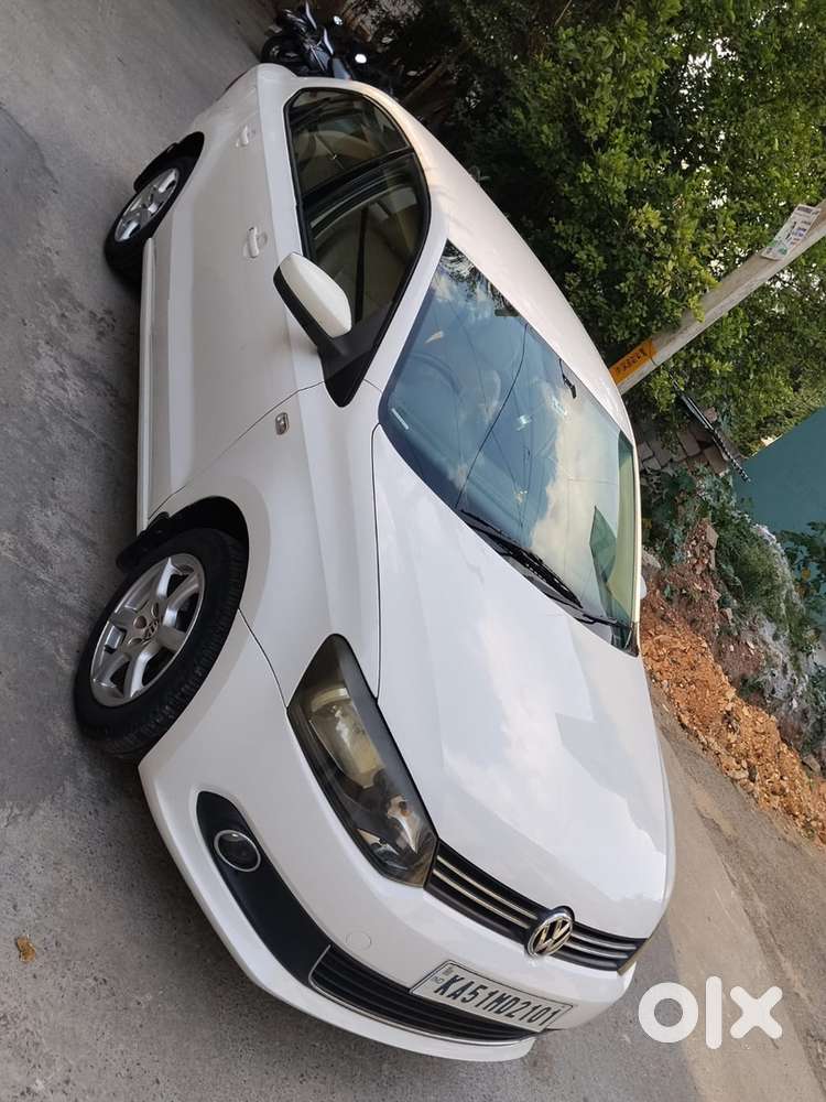 Volkswagen Vento 2012 petrol