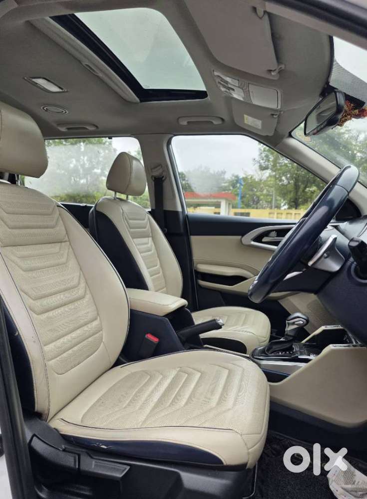 Kia Carens Luxury (o)1.5 Diesel At 7 Str, 2022, Diesel