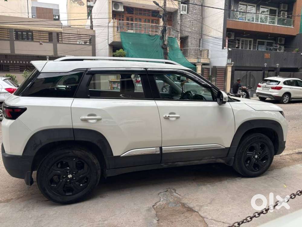 Maruti Suzuki Vitara Brezza Zxi + Amt Dual Tone, 2023, Petrol