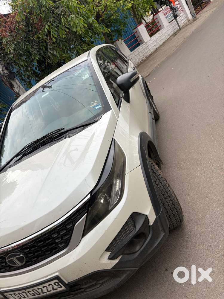 Tata Hexa 2.2 Xe 4x2 7 Str, 2018, Diesel