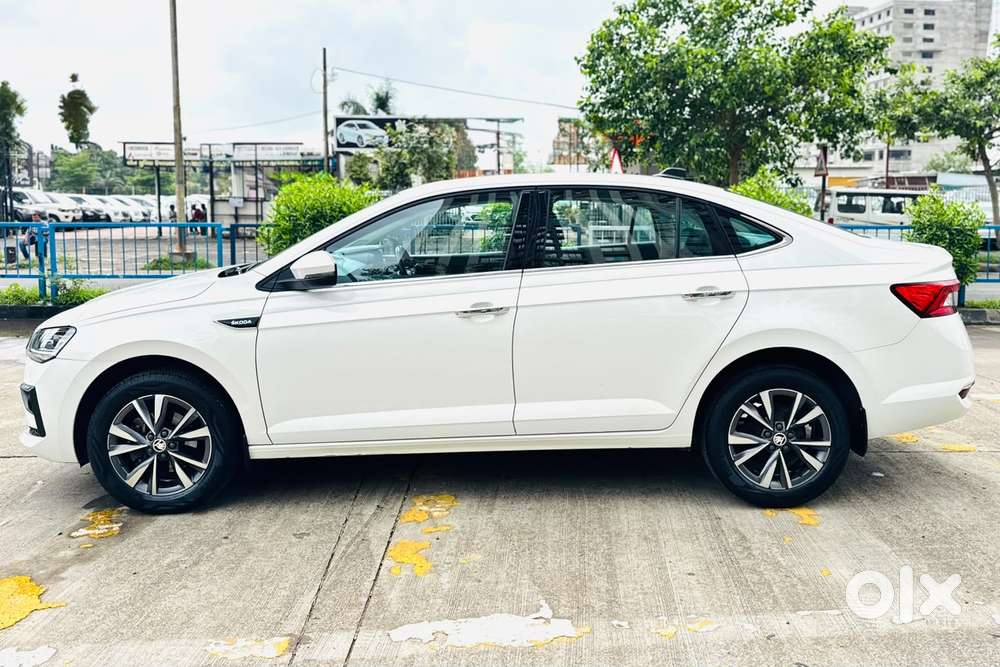Skoda Slavia, 2024, Petrol