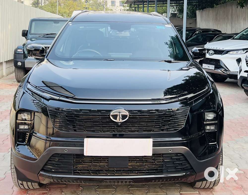 Tata Safari Pure Plus S Dark Edition, 2024, Diesel