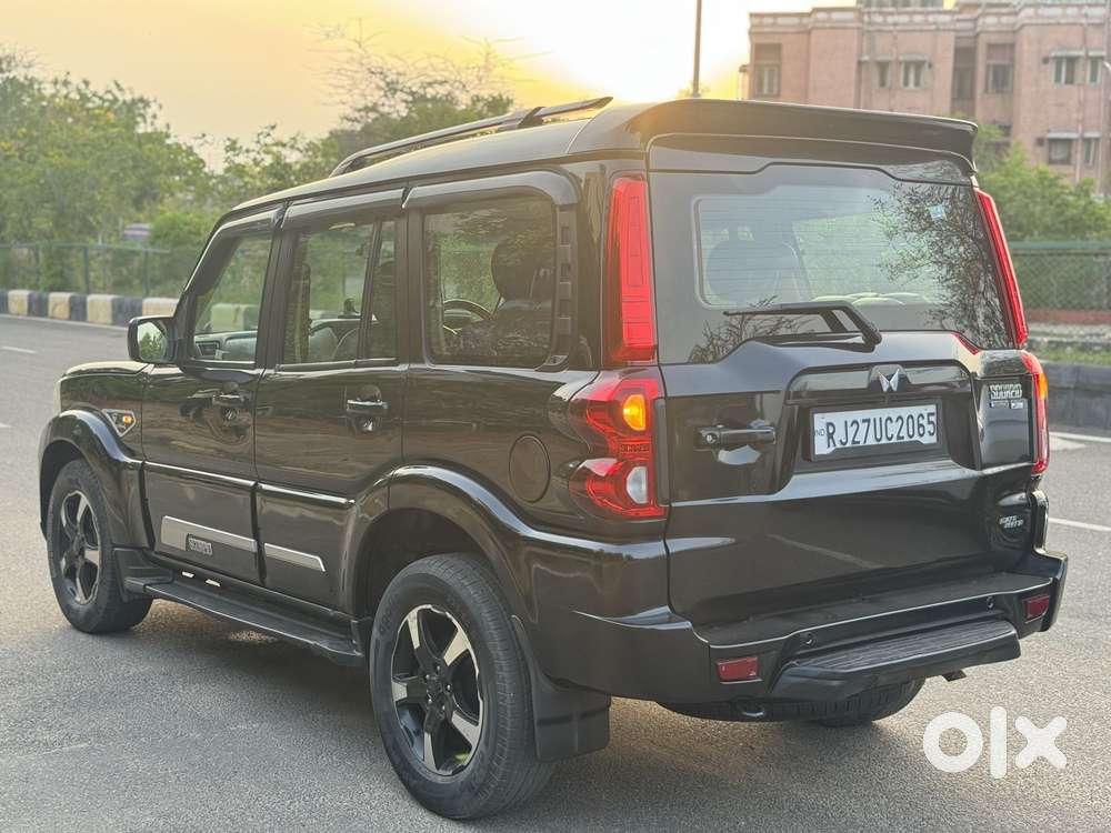 Mahindra Scorpio 2.6 Lx, 2023, Diesel