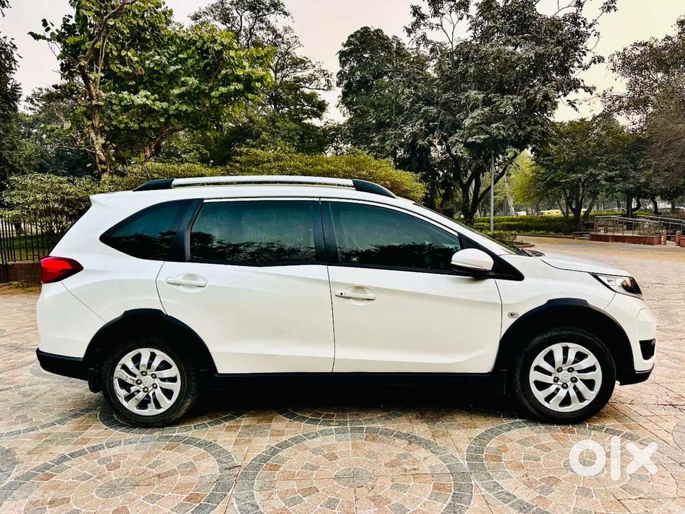 Honda Br-v 1.5 S I-vtec Mt, 2018, Cng & Hybrids