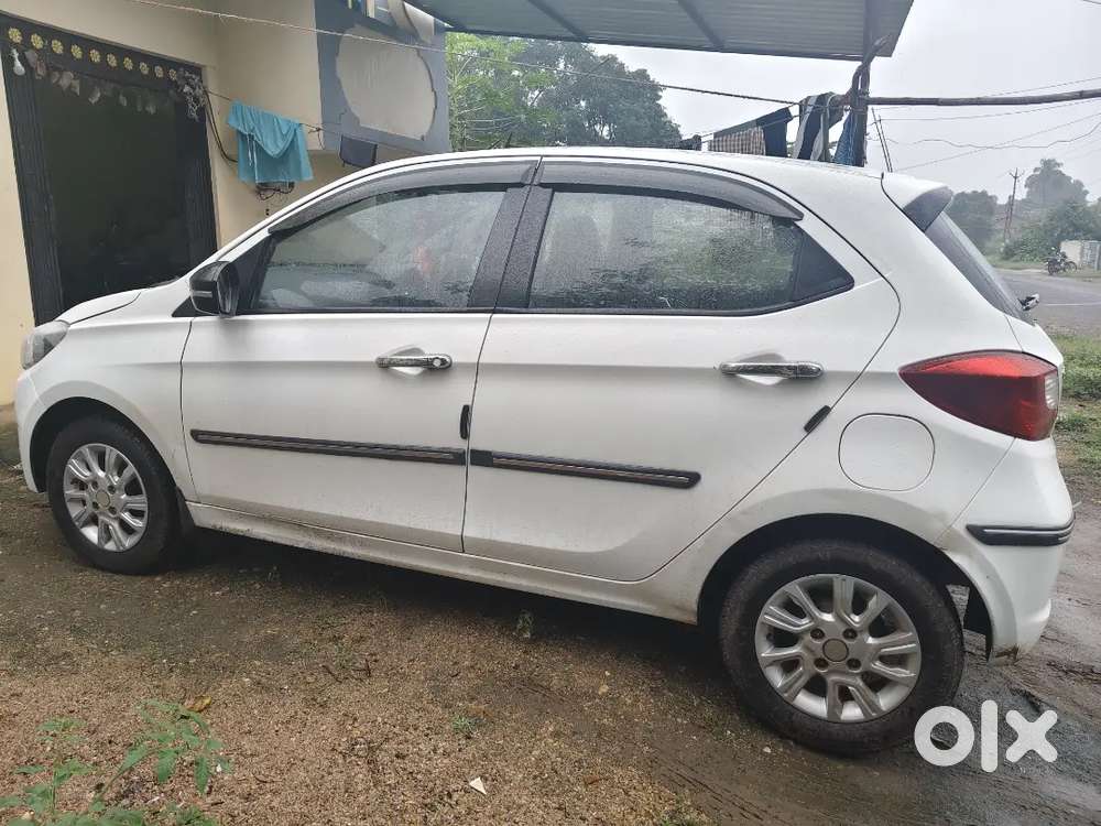 Tata Tiago Xz Opt 2018 Year