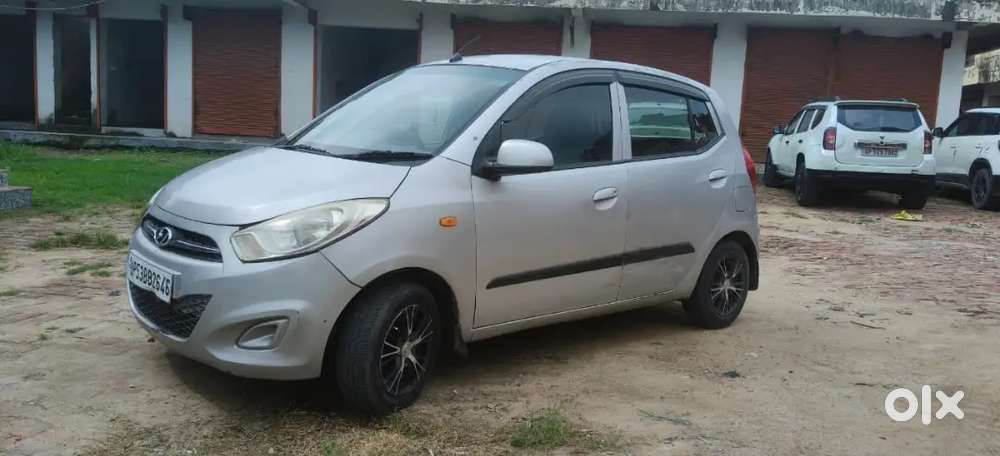 Hyundai I10 Magna Petrol 2012