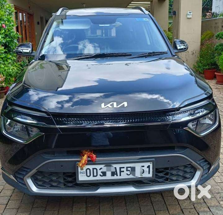 Kia Carens 1.4 Prestige Plus Turbo Dct 7 Str, 2022, Petrol