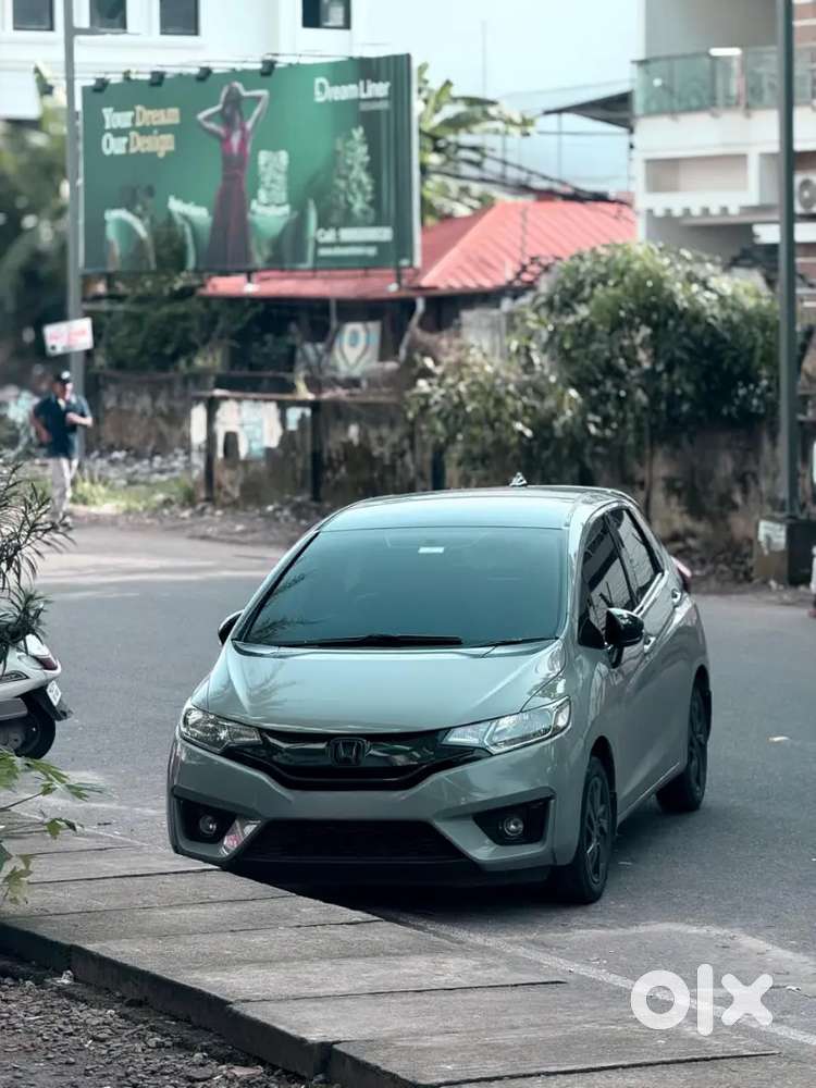 Honda Jazz V Cvt Petrol – Well Maintained