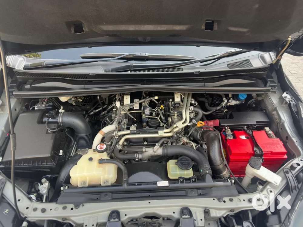 Toyota Innova Crysta [2020-ongoing] 2.4 Gx 7 Str, 2021, Diesel