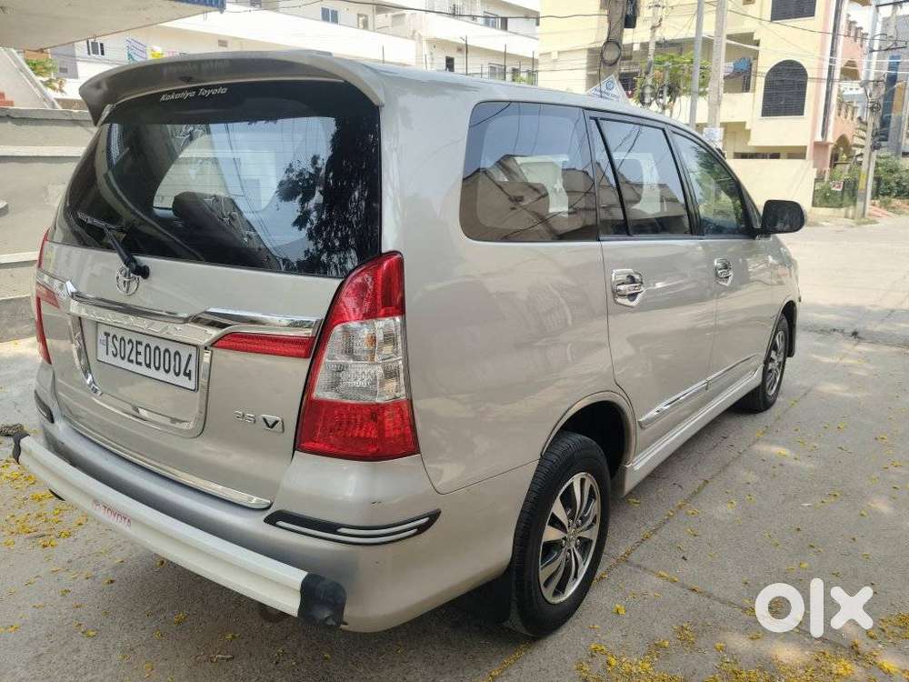 Toyota Innova 2.5 Vx 8 Str, 2015, Diesel