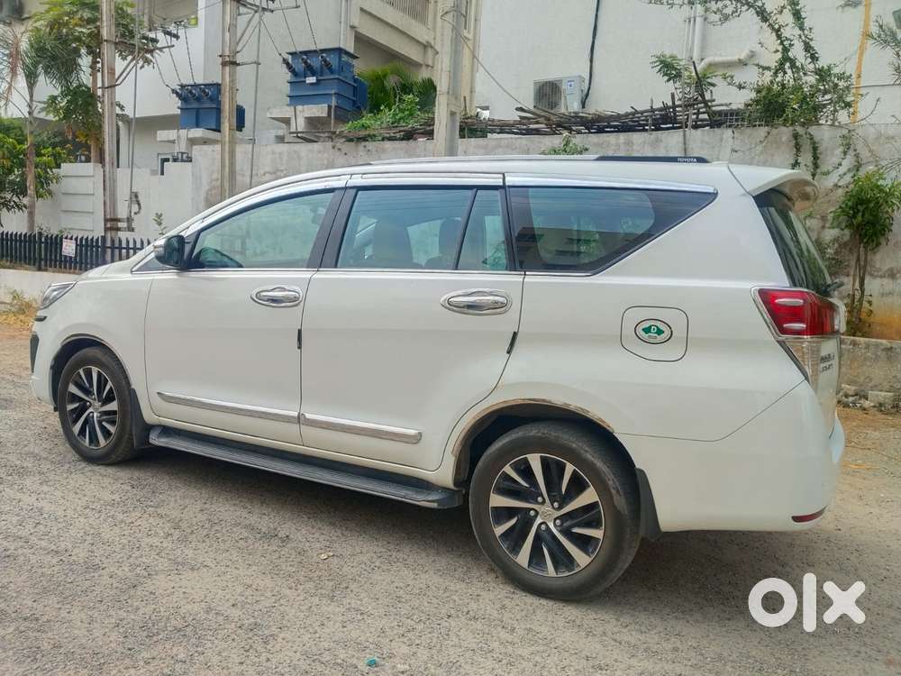 Toyota Innova Crysta 2.4 Z 7 Str, 2022, Diesel