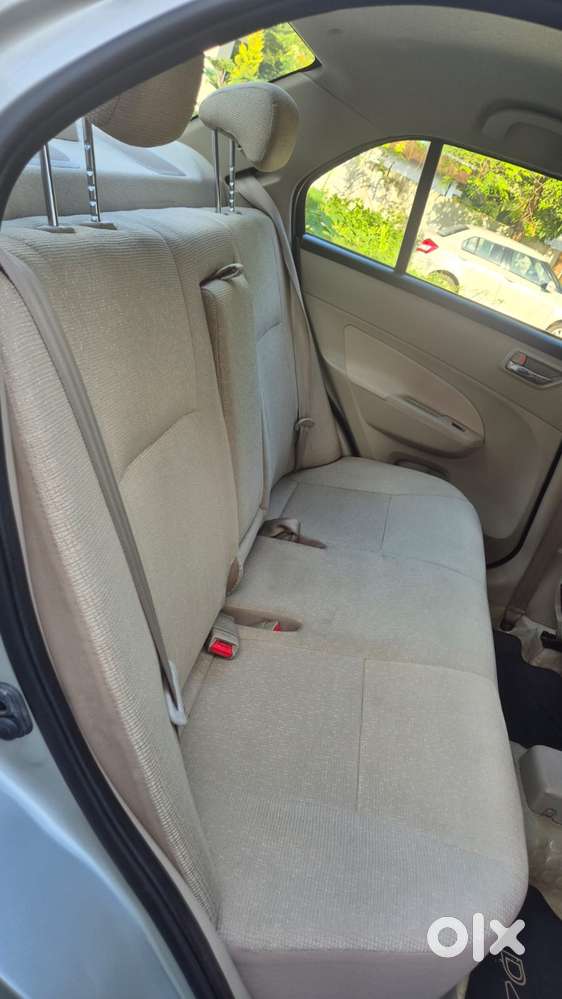 Maruti Suzuki Dzire 1.2 Vxi, 2016, Petrol