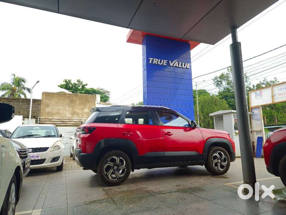 Maruti Suzuki Brezza 1.5 Zxi Plus Smart Hybrid Dual Tone, 2022, Petr..