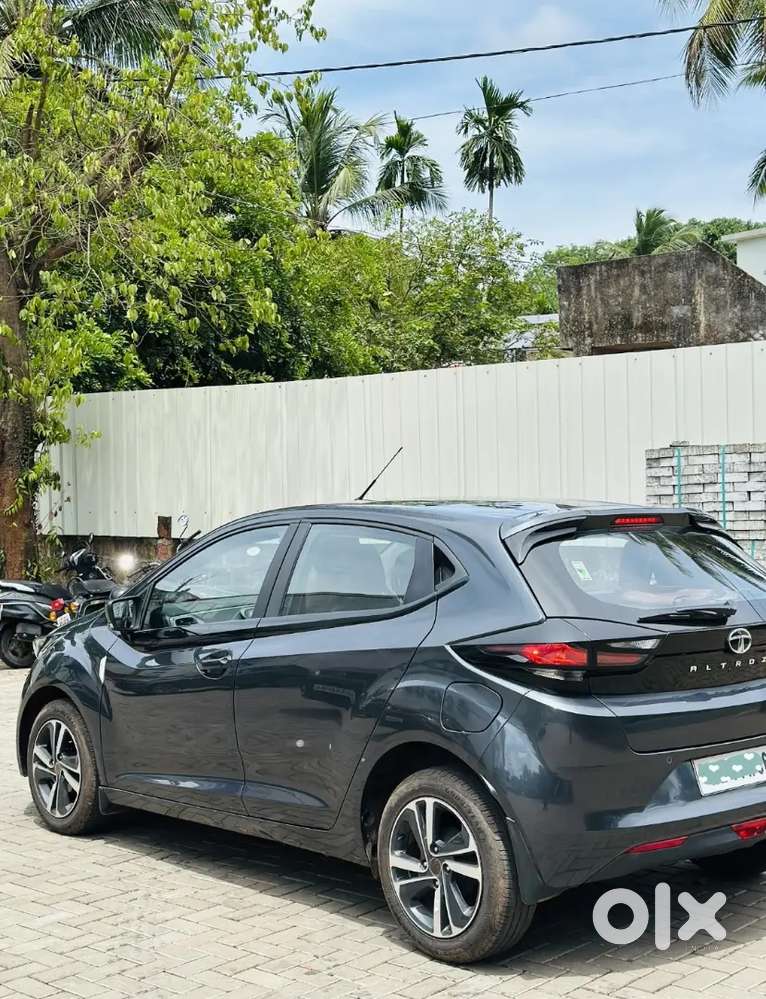 Tata Altroz 2021 Petrol Well Maintained Full Company Service