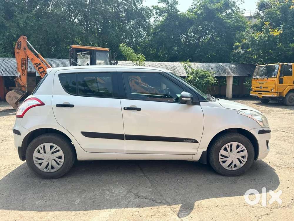 Maruti Suzuki Swift Vxi Bsiv, 2012, Petrol