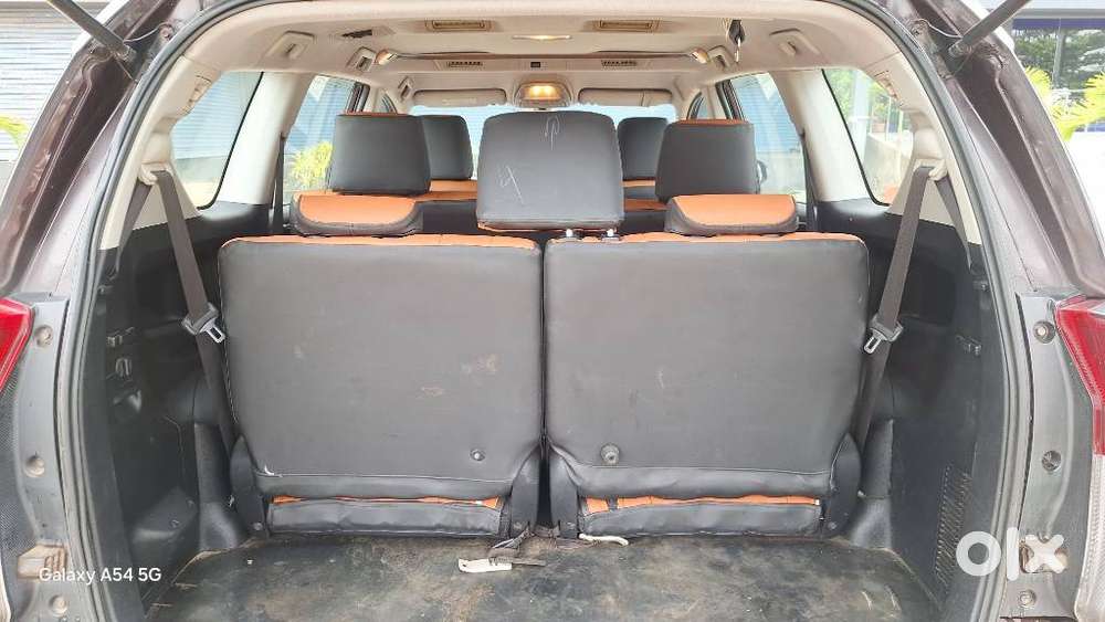 Toyota Innova 2.5 Vx 7 Str Bs-iii, 2017, Diesel