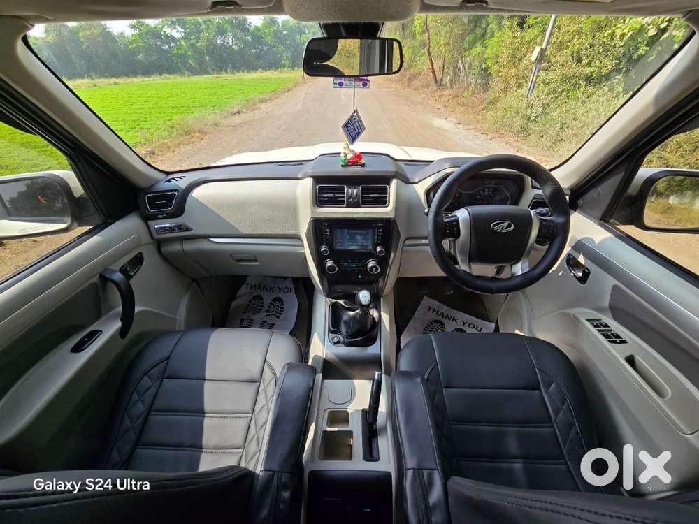 Mahindra Scorpio S10 8 Seater, 2015, Diesel