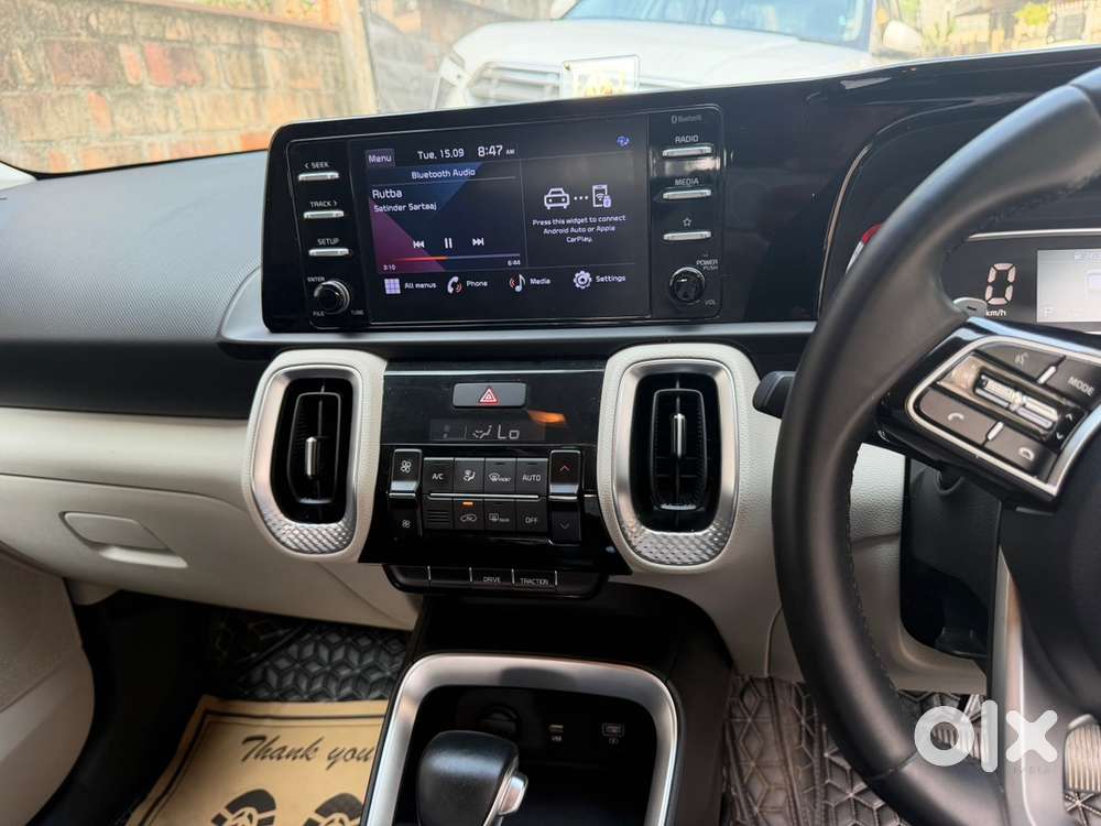Kia Sonet Petrol 2051