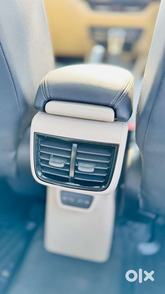 Skoda Slavia 1.0 Tsi Style At, 2024, Petrol