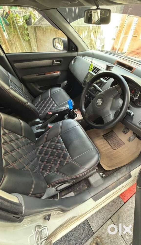 Maruti Suzuki Swift Vxi 2009 Petrol Well Maintained