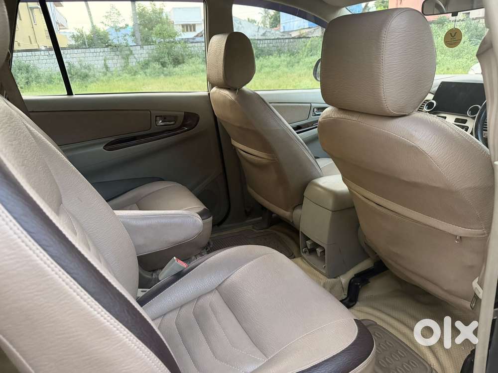 Toyota Innova 2.5 V 7 Str, 2014, Diesel