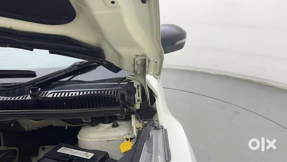 Tata Nexon 1.2 Revotron Xm (s), 2020, Petrol