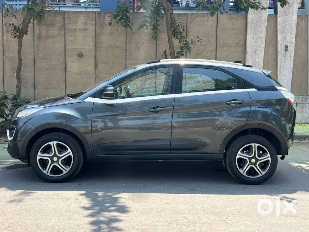Tata Nexon 1.2 Revotron Xt, 2019, Petrol
