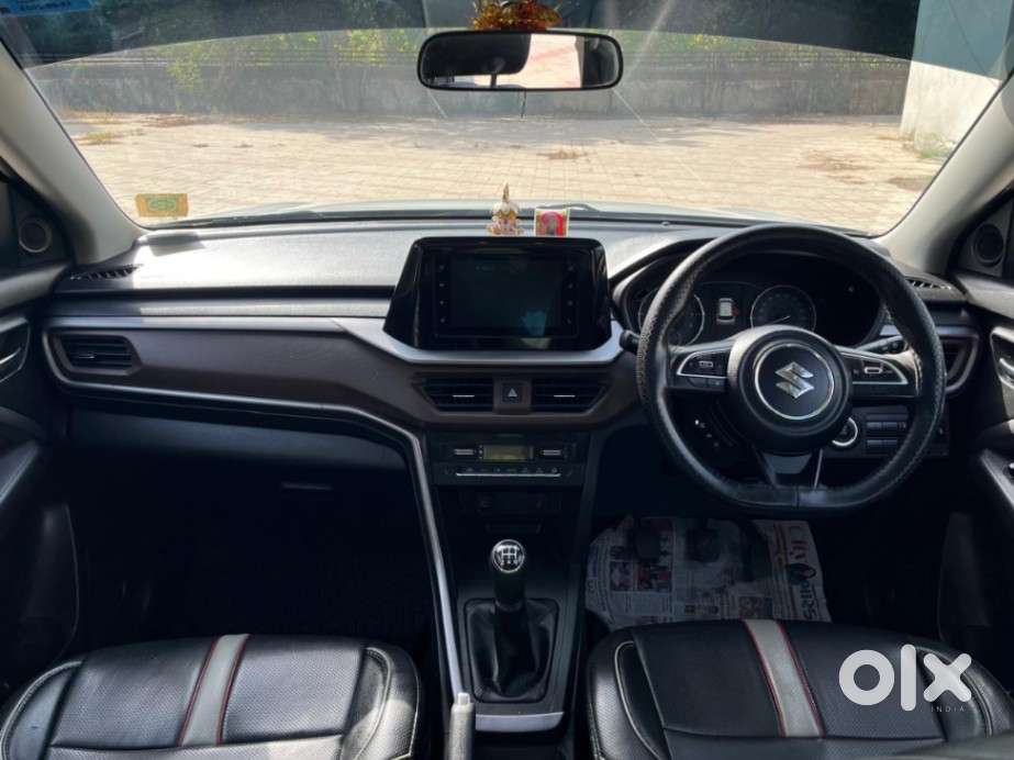 Maruti Suzuki Brezza 1.5 Zxi Smart Hybrid, 2023, Petrol