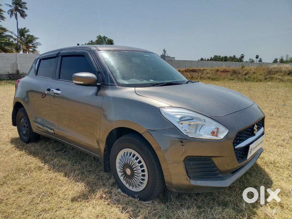Maruti Suzuki Swift Vxi + Manual, 2022, Petrol