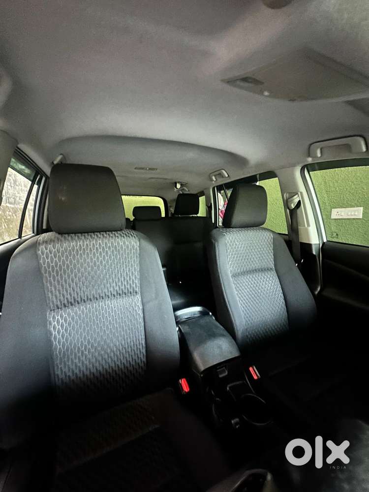 Toyota Innova Crysta 2.8 Gx At, 2016, Diesel