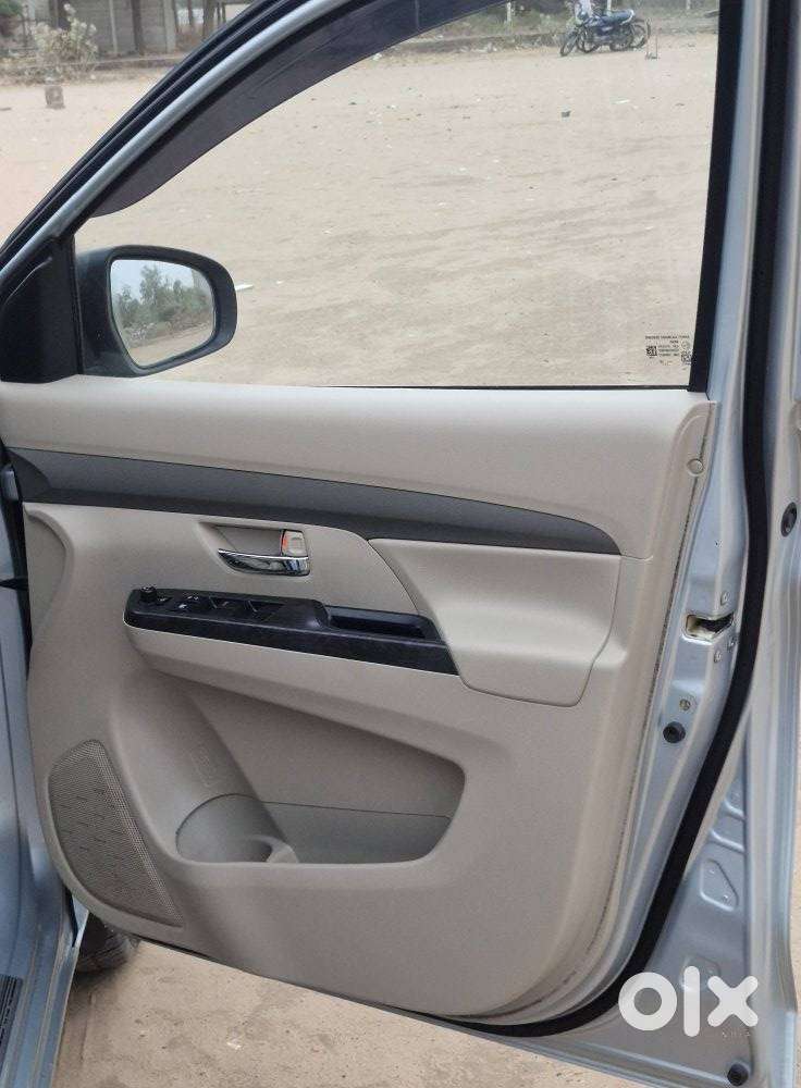 Maruti Suzuki Ertiga Vxi (o) Cng, 2024, Cng & Hybrids