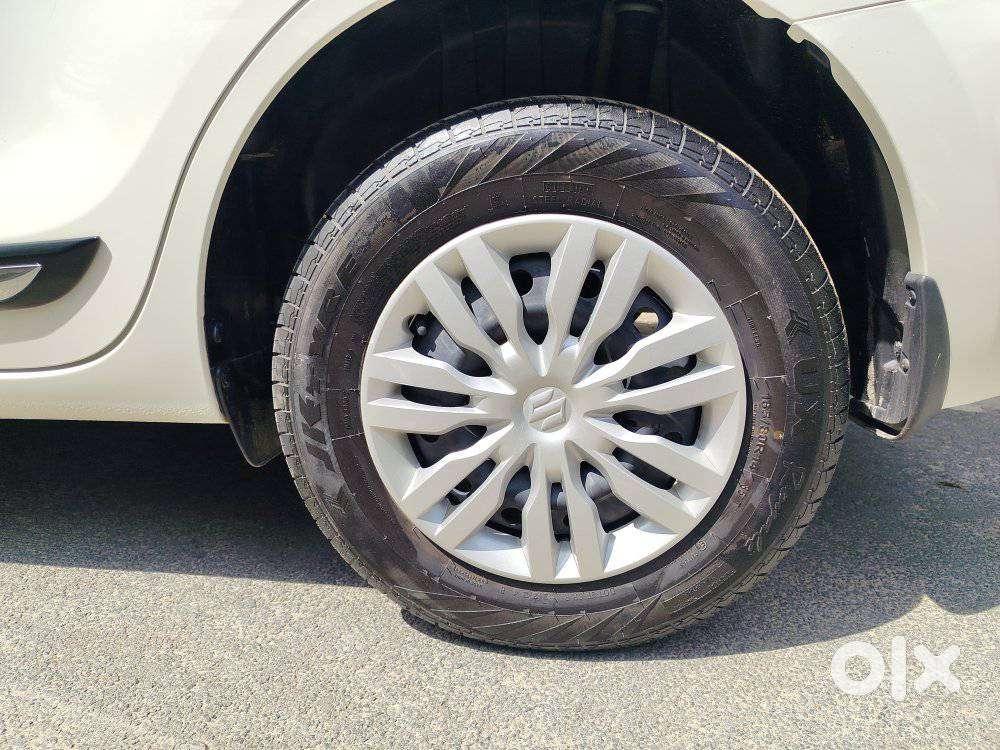 Maruti Suzuki Dzire 1.2 Vxi, 2025, Petrol