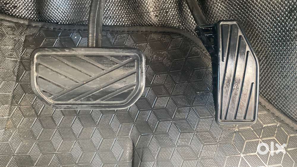 Maruti Suzuki Swift Amt Vxi, 2020, Petrol