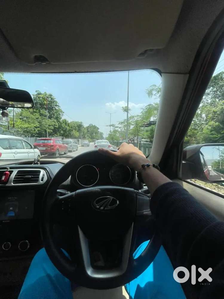 Mahindra Tuv 300 2016 Diesel 170000 Km Driven