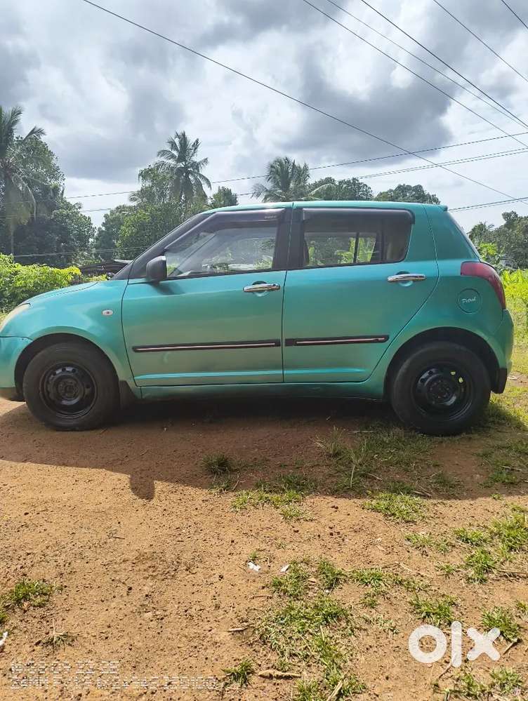 Maruti Suzuki Swift Vxi 2005