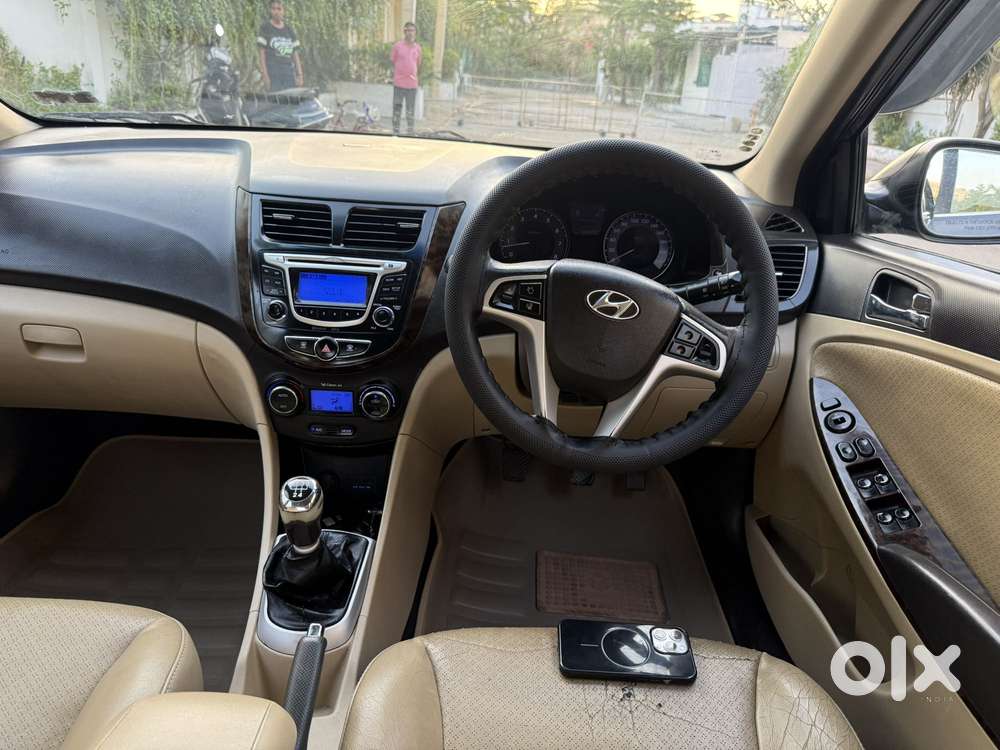 Hyundai Fluidic Verna 1.6 Vtvt S(o), 2014, Petrol