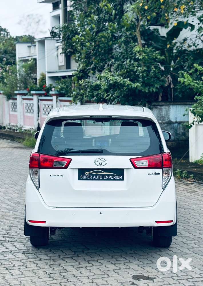 Toyota Innova Crysta 2.4 G Plus Mt 7 Str, 2018, Diesel