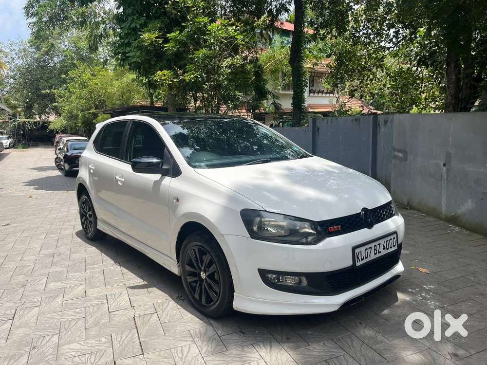 Volkswagen Polo Sr Petrol 2014 Version